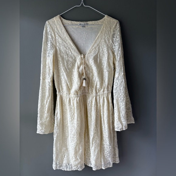 American Eagle Lace Cream Bell Sleeve Boho Dress Sz  Small - Picture 2 of 6